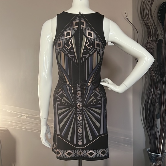 Mosaic pattern dress - Picture 3 of 3